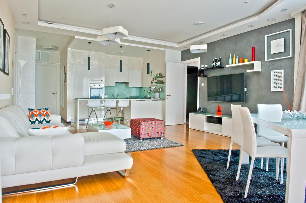 Delux And Urban Apartments Hotel Tre Canne Budva Exteriör bild