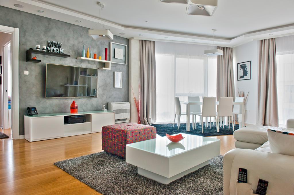 Delux And Urban Apartments Hotel Tre Canne Budva Exteriör bild