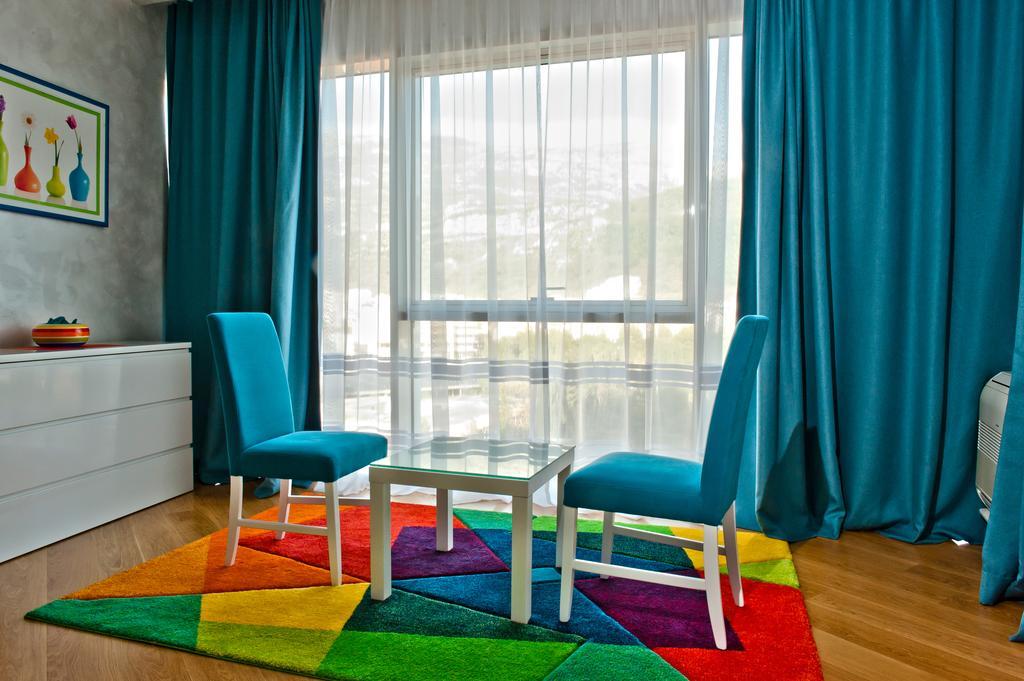 Delux And Urban Apartments Hotel Tre Canne Budva Exteriör bild
